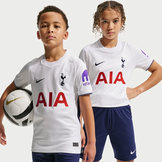 Zdjęcie produktu Koszulka piłkarska Nike Dri-FIT Tottenham Hotspur Stadium 2026/27 dla dużych dzieci (wersja domowa) – replika - Biel