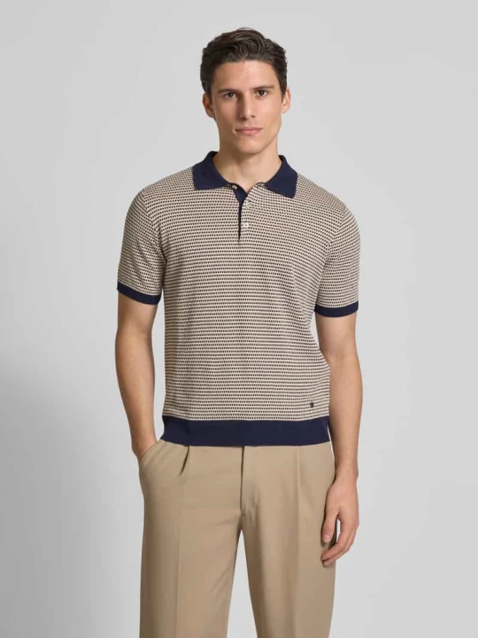Zdjęcie produktu Koszulka polo męska JOOP! Collection;Czysta bawełna;Krój regular fit;Kołnierzyk polo;Krótka listwa guzikowa;Fakturowany wzór;Długość tyłu w rozmiarze M: 65 cm Manuel Ritz Granatowy
