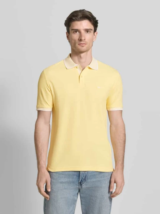 Zdjęcie produktu Koszulka polo o kroju modern fit z haftem FYNCH-HATTON Żółty