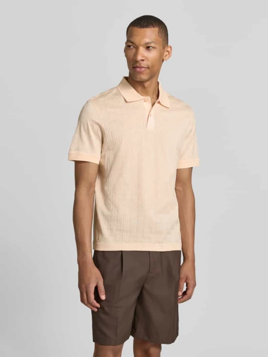 Zdjęcie produktu Koszulka polo o kroju nowoczesnym z fakturowanym wzorem model 'Roberto' JOOP! Morelowy