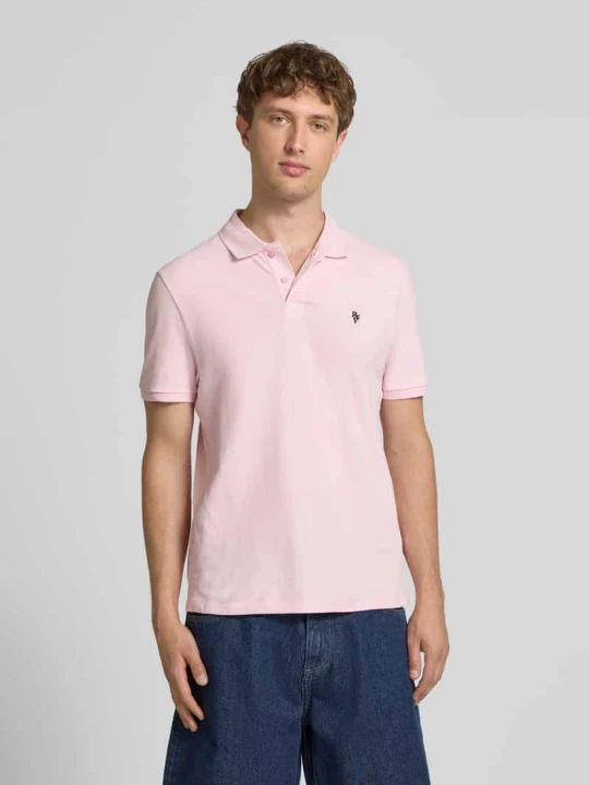 Zdjęcie produktu Koszulka polo o kroju nowoczesnym z wyhaftowanym logo REVIEW Fuksjowy