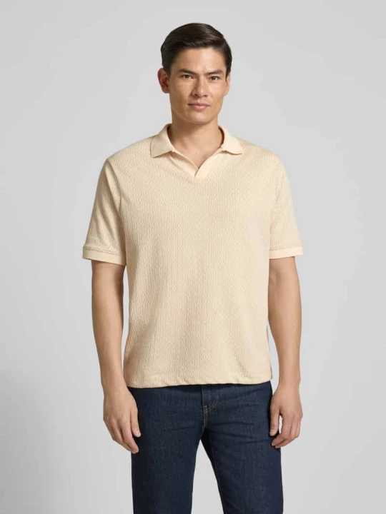 Zdjęcie produktu koszulka polo o kroju regular fit z dekoltem w serek model 'ACAYO' Drykorn Beżowy