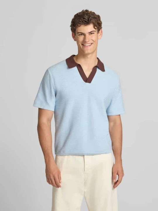 Zdjęcie produktu koszulka polo o kroju regular fit z dekoltem w serek model 'COTEDAZUR' Jack&Jones Jasnoniebieski