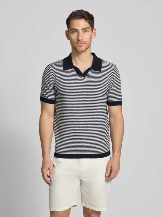 Zdjęcie produktu koszulka polo o kroju regular fit z dekoltem w serek model 'RIANO' CINQUE Granatowy