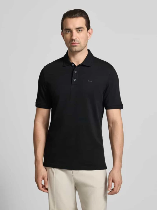 Zdjęcie produktu Koszulka polo o kroju regular fit z detalem z logo Model 'Pete' BRAX Czarny