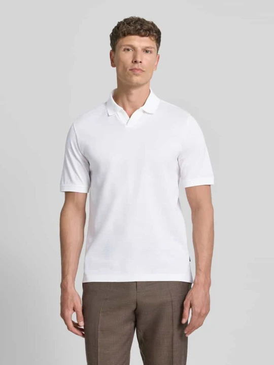 Zdjęcie produktu Koszulka polo o kroju regular fit z fakturowanym wzorem Bugatti Biały
