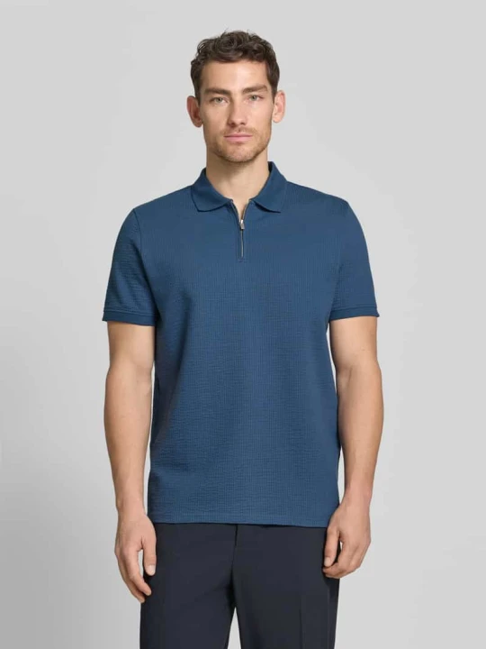 Zdjęcie produktu Koszulka polo o kroju regular fit z fakturowanym wzorem MCNEAL