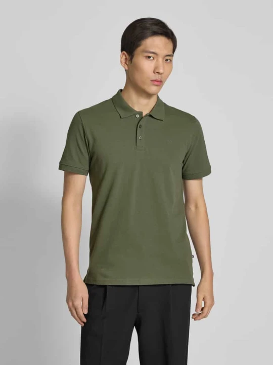 Zdjęcie produktu Koszulka polo o kroju regular fit z krótką listwą guzikową model ‘poleo’ Matinique Średniobrązowy