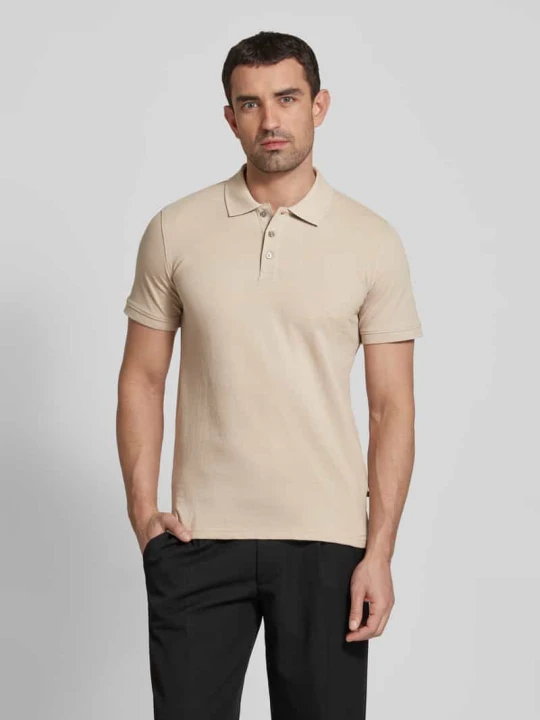 Zdjęcie produktu Koszulka polo o kroju regular fit z krótką listwą guzikową model ‘poleo’ Matinique Beżowy