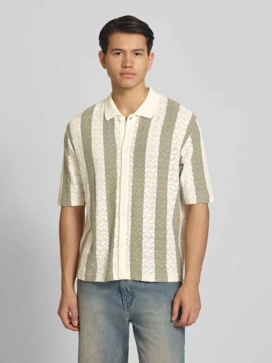 Zdjęcie produktu koszulka polo o kroju regular fit z listwą guzikową model 'TYLER' Jack&Jones Oliwkowy