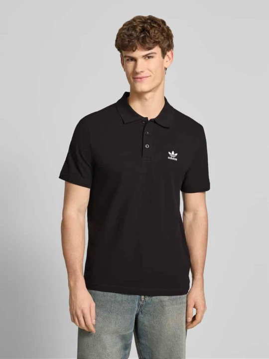 Zdjęcie produktu Koszulka polo o kroju regular fit z wyhaftowanym logo adidas Originals Czarny