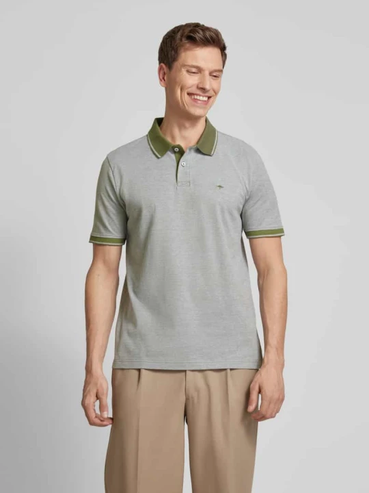 Zdjęcie produktu Koszulka polo o kroju regular fit z wyhaftowanym logo FYNCH-HATTON Oliwkowy