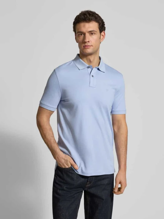 Zdjęcie produktu koszulka polo o kroju regular fit z wyhaftowanym logo FYNCH-HATTON Jasnoniebieski
