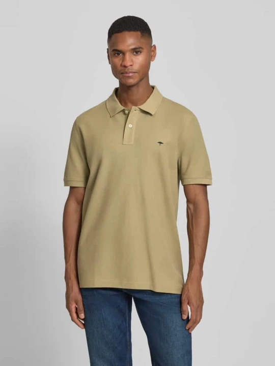 Zdjęcie produktu koszulka polo o kroju regular fit z wyhaftowanym logo FYNCH-HATTON Jasnobrązowy