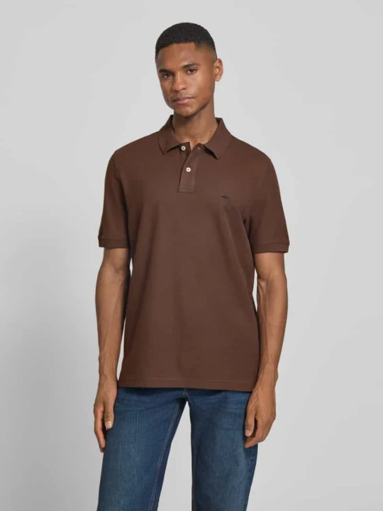 Zdjęcie produktu koszulka polo o kroju regular fit z wyhaftowanym logo FYNCH-HATTON Ciemnobrązowy
