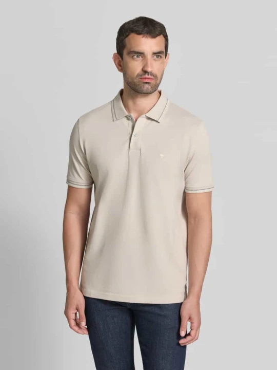 Zdjęcie produktu koszulka polo o kroju regular fit z wyhaftowanym logo FYNCH-HATTON Złamany biały
