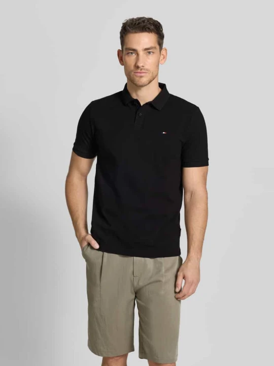 Zdjęcie produktu koszulka polo o kroju regular fit z wyhaftowanym logo HECHTER PARIS Czarny