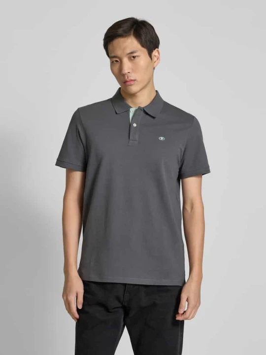 Zdjęcie produktu Koszulka polo o kroju regular fit z wyhaftowanym logo model ‘BASIC’ Tom Tailor Antracytowy
