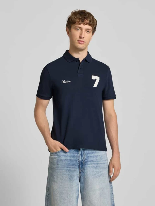 Zdjęcie produktu koszulka polo o kroju regular fit z wyhaftowanym logo REVIEW Granatowy