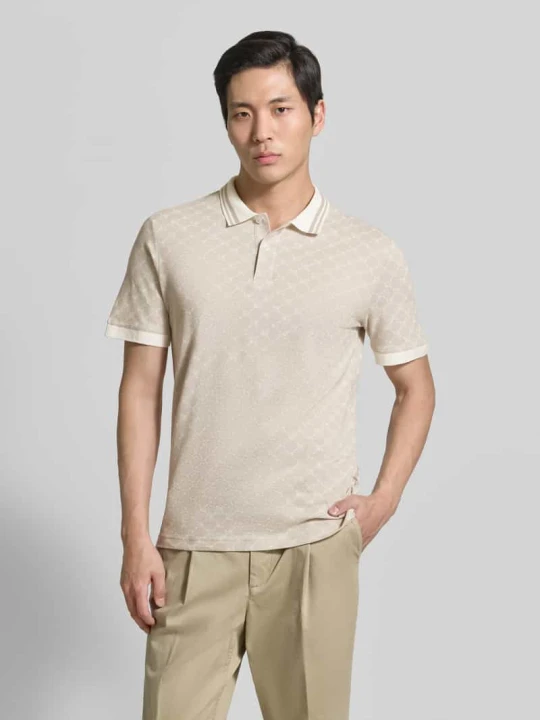 Zdjęcie produktu koszulka polo o kroju regular fit ze wzorem z logo model 'Jessino' JOOP! Złamany biały