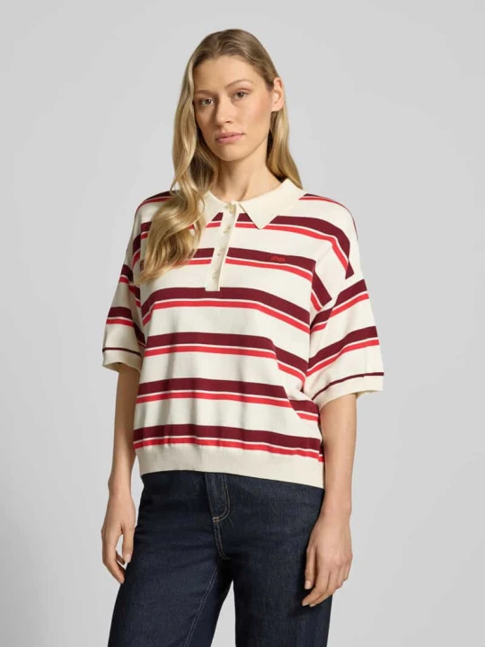 Zdjęcie produktu Koszulka polo o kroju relaxed fit z mieszanki wiskozy model 'Taia' Gestuz Złamany biały