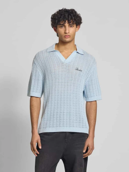 Zdjęcie produktu Koszulka polo o kroju slim fit w stylu szydełkowym REVIEW Jasnoniebieski