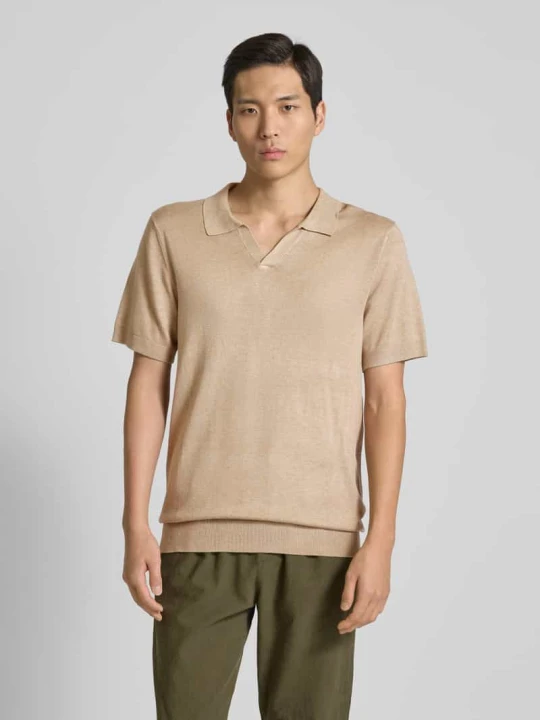 Zdjęcie produktu Koszulka polo o kroju slim fit z dekoltem w serek model ‘Ecovero’ lindbergh Beżowy
