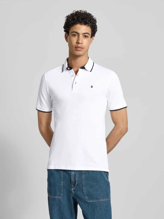 Zdjęcie produktu Koszulka polo o kroju slim fit z dodatkiem wiskozy Model 'Paulos' Jack&Jones Biały
