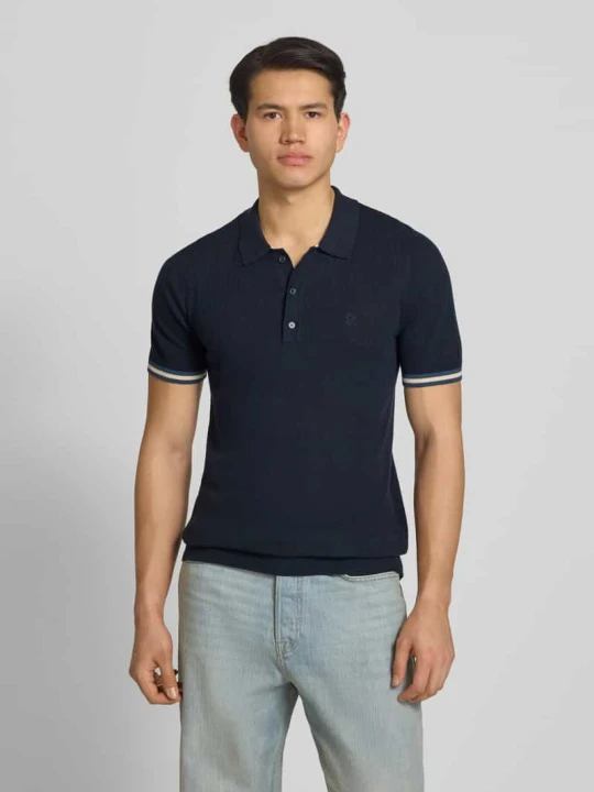 Zdjęcie produktu koszulka polo o kroju slim fit z fakturowanym wzorem i listwą guzikową Superdry Granatowy