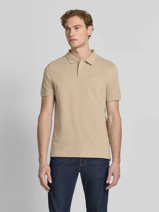 Zdjęcie produktu Koszulka polo o kroju slim fit z naszywanym logo MCNEAL Ziemisty brązowy