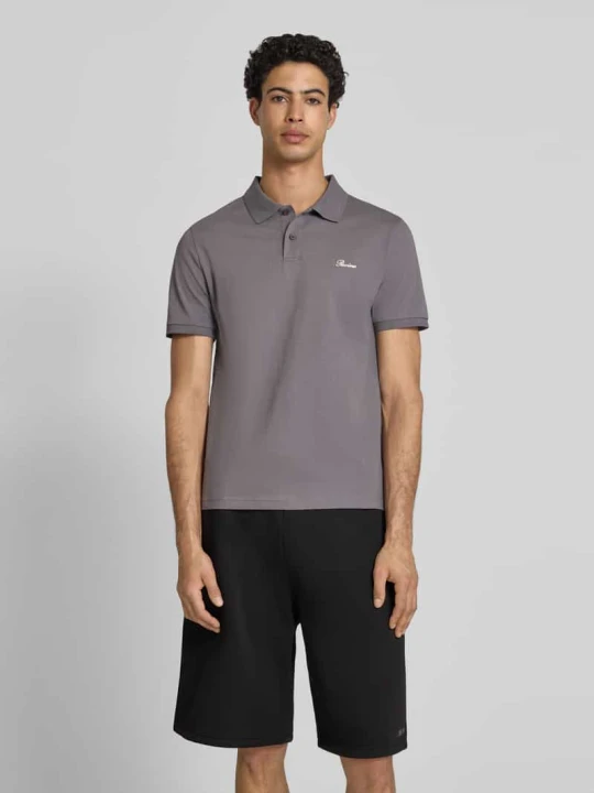 Zdjęcie produktu Koszulka polo o kroju slim fit z naszywanym logo REVIEW Ciemnoszary