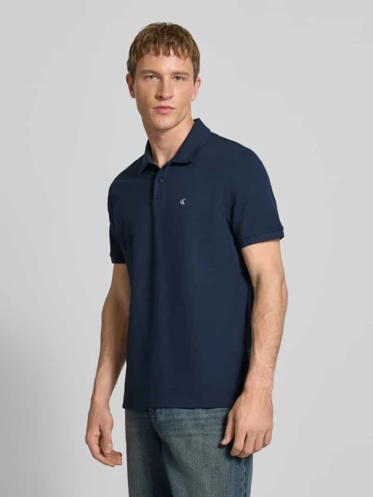 Zdjęcie produktu Koszulka polo o kroju straight fit z wyhaftowanym logo Calvin Klein Jeans Granatowy