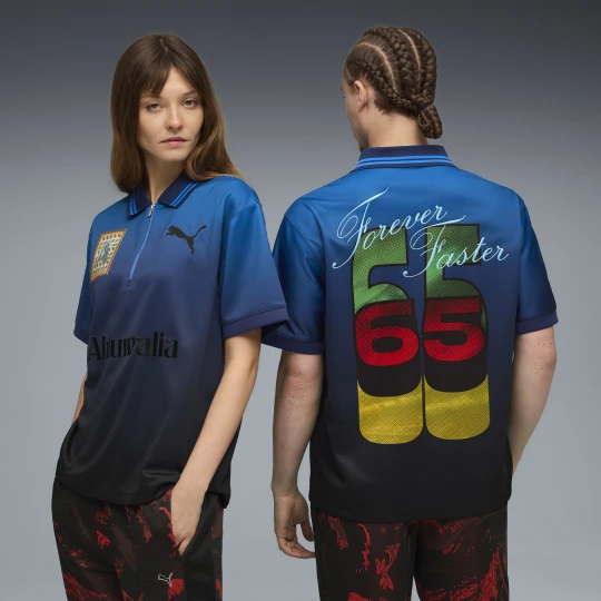 Zdjęcie produktu Koszulka polo unisex PUMA x AHLUWALIA o luźnym kroju, Odzież, Niebieski