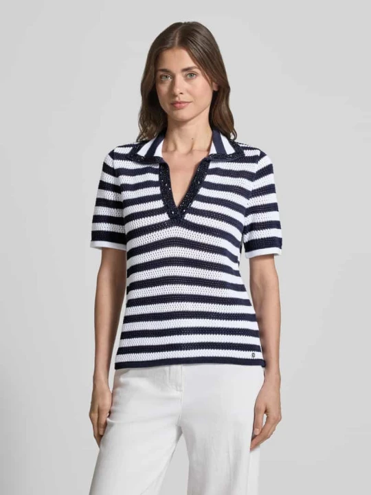 Zdjęcie produktu Koszulka polo o kroju regular fit w imitacji dzianiny z ozdobnymi kamieniami Monari Granatowy melanż