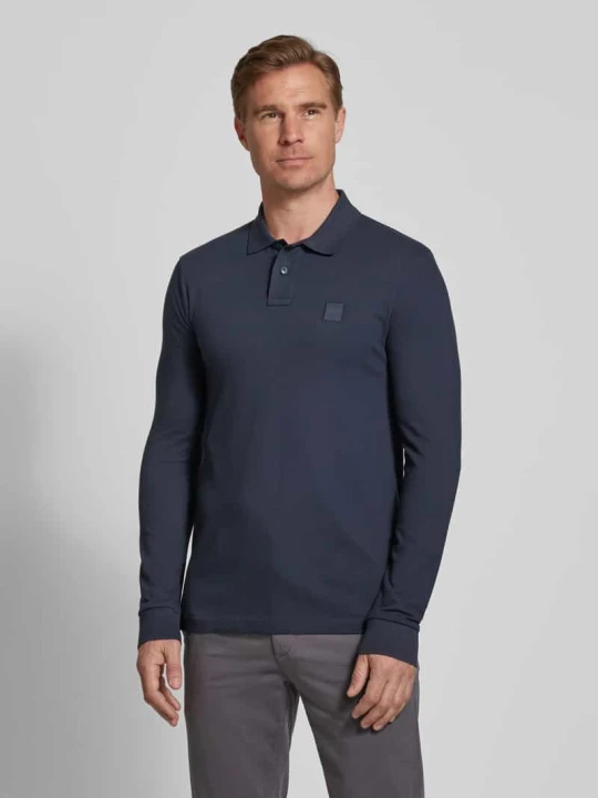 Zdjęcie produktu Koszulka polo z detalem z logo Boss Granatowy