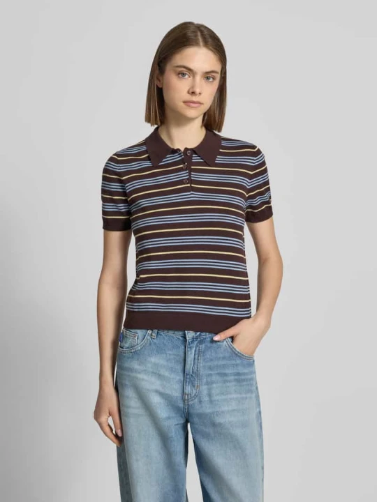 Zdjęcie produktu Koszulka polo z dzianiny o kroju regular fit z wzorem w paski REVIEW Ciemnobrązowy