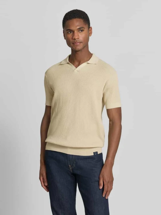 Zdjęcie produktu Koszulka polo z dzianiny o kroju slim fit z dekoltem w serek Lerros Beżowy