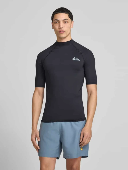 Zdjęcie produktu Koszulka przeciwsłoneczna w styl wet-look surfshirt z UPF50 model 'EVERYDAY' Quiksilver czarny