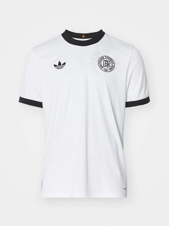 Zdjęcie produktu Koszulka reprezentacji adidas Originals mleczny