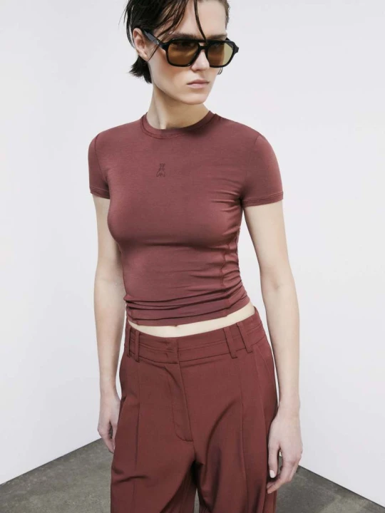 Zdjęcie produktu Koszulka slim taliowana Patrizia Pepe brązowy