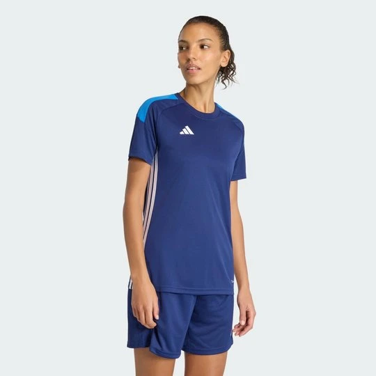 Zdjęcie produktu Koszulka Tiro 26 Essentials Adidas niebieski