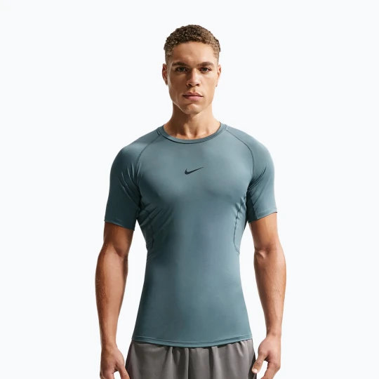 Zdjęcie produktu Koszulka treningowa męska Nike Pro Dri-Fit Tight Fitness mineral slate / black Niebieski
