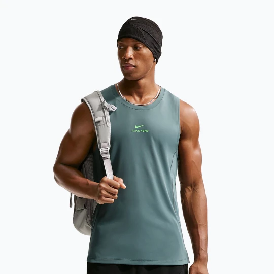 Zdjęcie produktu Koszulka treningowa męska Nike Pro Training Dri-Fit mineral slate / green strike Niebieski