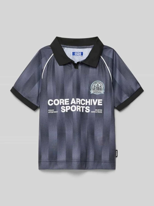 Zdjęcie produktu Koszulka w trykotowym stylu z kołnierzykiem polo model 'BREEZE FOOTBALL' Jack&Jones Czarny