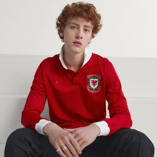 Zdjęcie produktu Koszulka Walia 150 Adidas Vivid Red