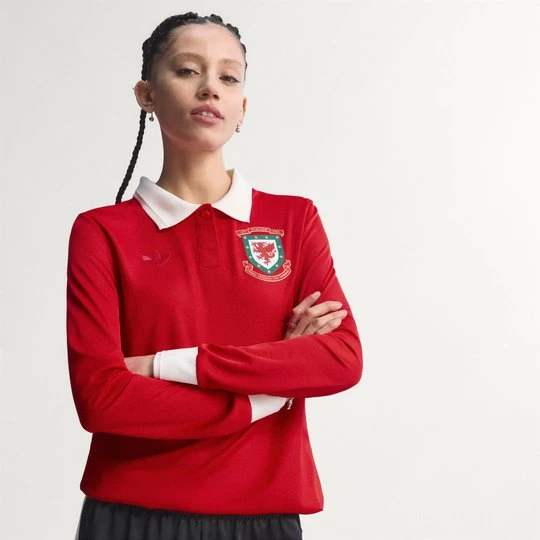 Zdjęcie produktu Koszulka Walia 150 Adidas Vivid Red