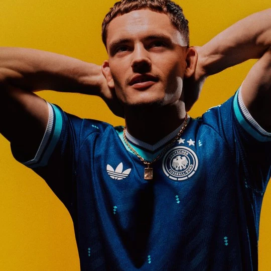 Zdjęcie produktu Koszulka wyjazdowa Niemcy 26 Authentic Adidas Collegiate Navy