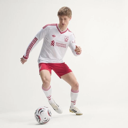 Zdjęcie produktu Koszulka wyjazdowa z długim rękawem Liverpool FC 26 / 27 Authentic Adidas biały