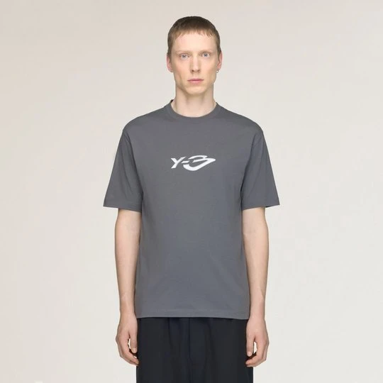 Zdjęcie produktu KOSZULKA Y-3 LIQUID LOGO SHORT SLEEVE Adidas Grey Five