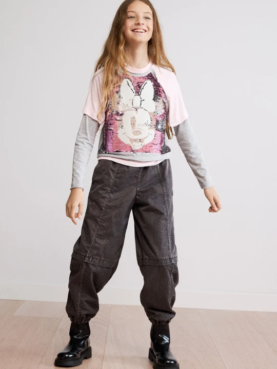 Zdjęcie produktu Koszulka z cekinami Minnie Mouse™ Desigual czerwony
